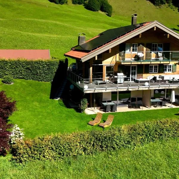 Ferienwohnungen Kohler komplett neu renoviert E-Ladestaion kostenlos, hotel v destinaci Mittelberg