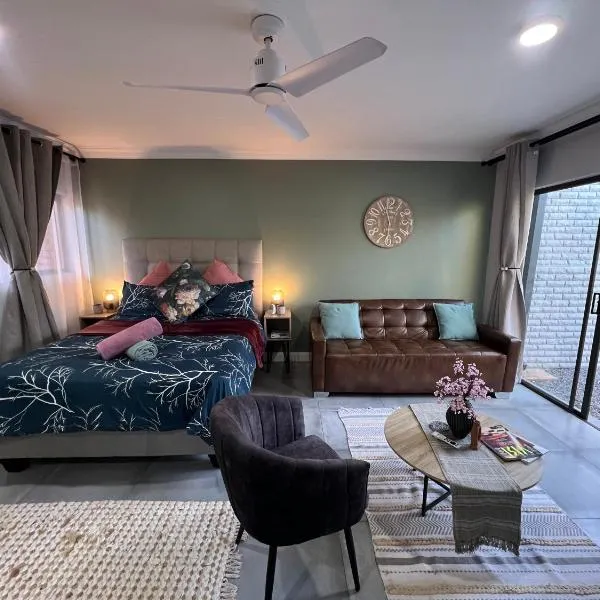 Afrique134 Olive Tree Private Courtyard Suite, hotel en Pretoria
