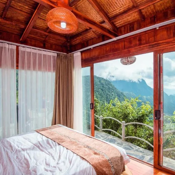 Heaven Gate Hotel O Quy Ho, hotel in Lao Cai