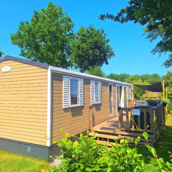 EnJoy Natur, See und Meer Chalet Lauwersoog- 1-6 Pers- 3 Schlafzimmer, 2 Badezimmer- Frühes Einchecken ab 14 Uhr, hotel in Lauwersoog