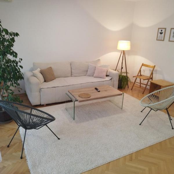 Bright & Comfy Apartment, Skopje