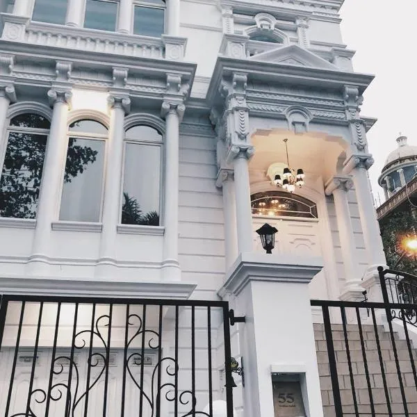 White House Private Room at PIK, hotel in Jakarta