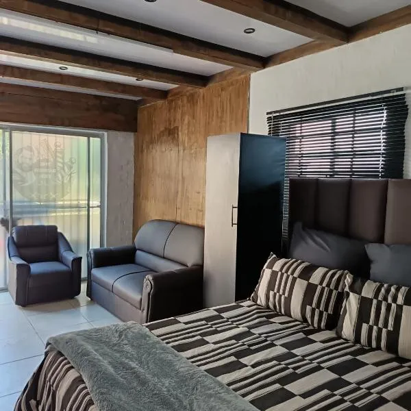 PMB Backpackers Lodge, hotel in Pietermaritzburg