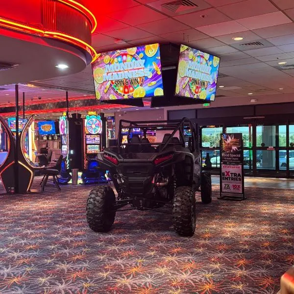 Barton's Club 93, hotel in Jackpot