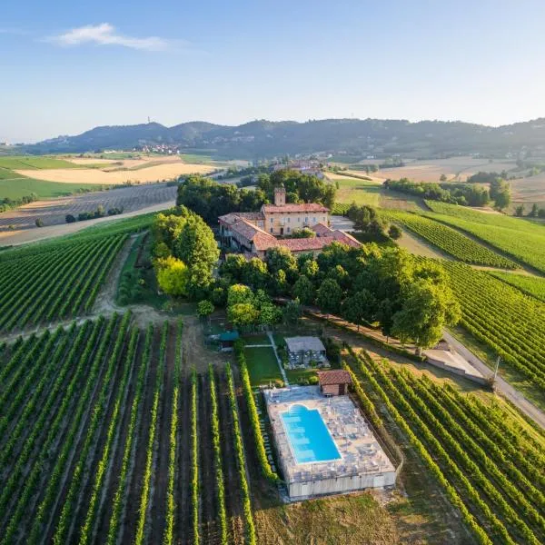 Relais Castello di Razzano, hotel in Alfiano Natta