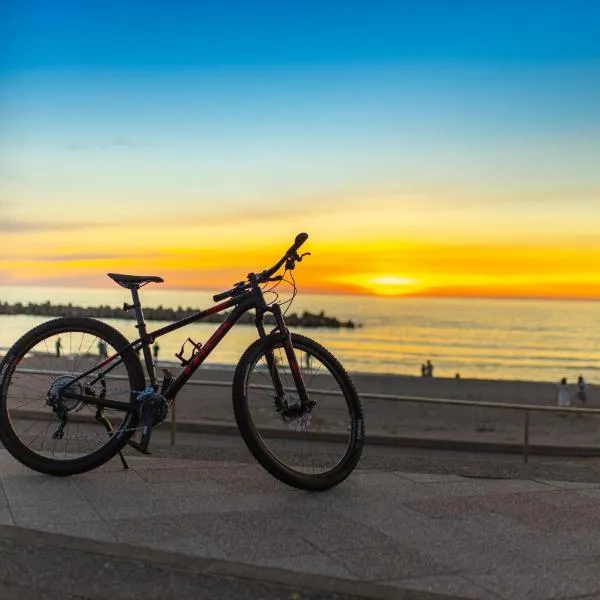 B&B Mikawa 6 - Loft Rooms, ξενοδοχείο σε Hakusan