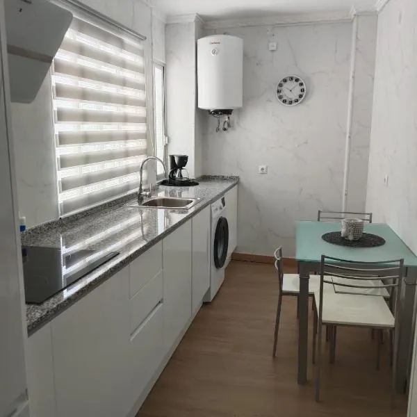 Piso confortable, hotel in Huelva