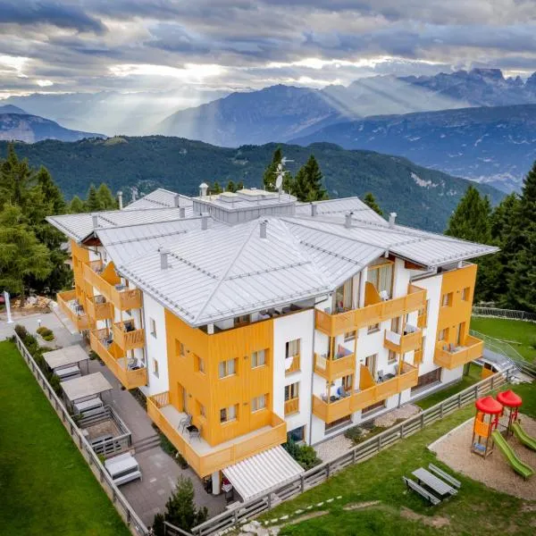 Alpine Mugon Hotel, hotel in Vason