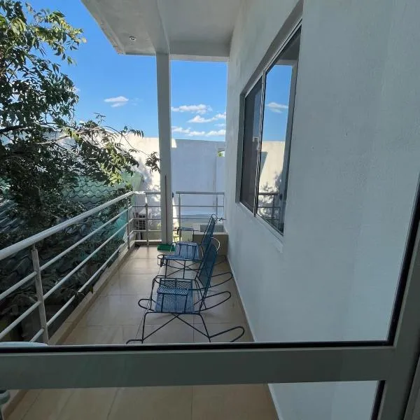 Confortable Apartamento 2do Piso- Monterrey Stadium BBVA, hotell i Monterrey