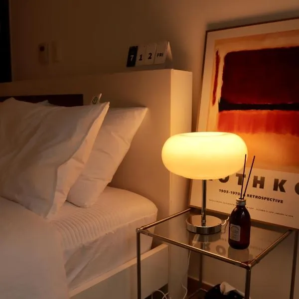 Urban cozy and Spotless Stay, 5min to Seomyeon station, hotel en Busan
