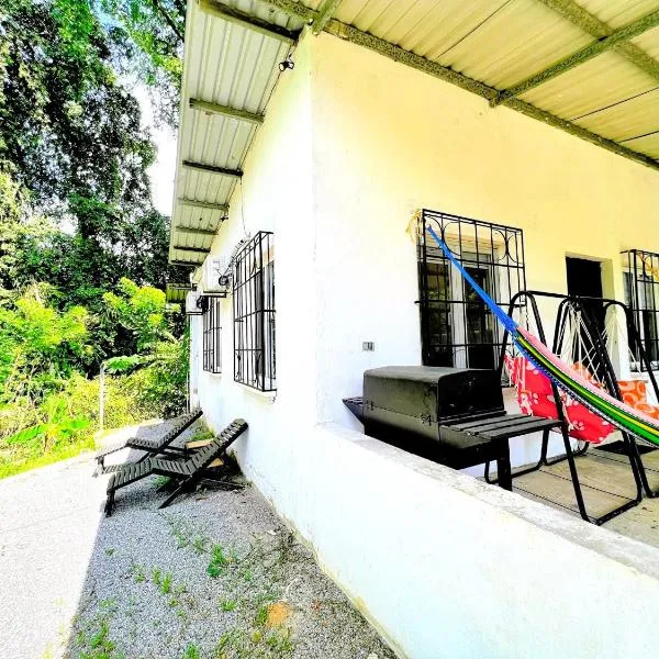 Casa, khách sạn ở Puerto Barrios