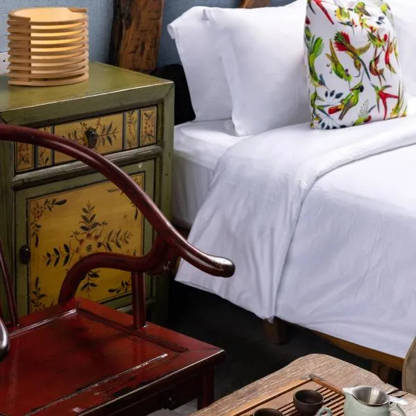 Huazhu Xizhai Hotel, hotel di Qionghai