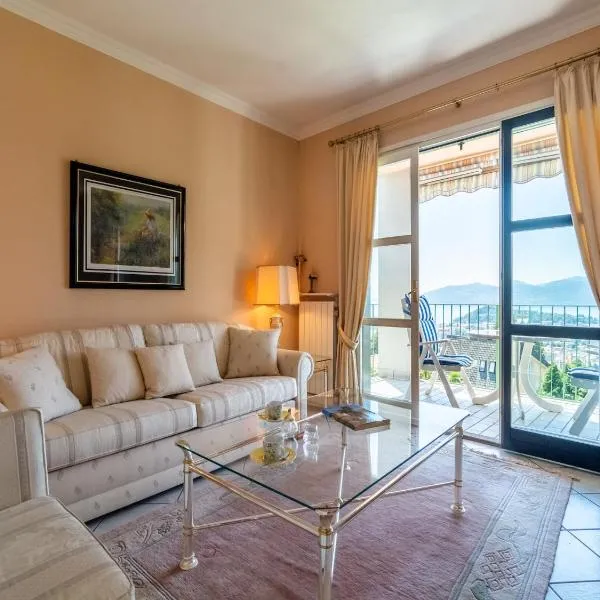 Chalet in Verbania near Lake Maggiore, hotel v destinaci Verbania