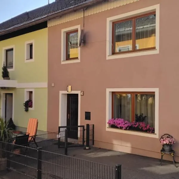 Freddys Gästehaus, Hotel in Dellach