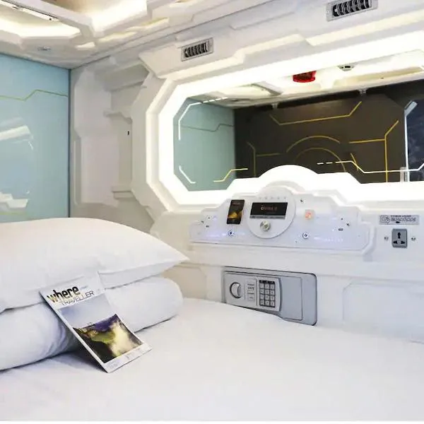 Capsule Riverside, hotel in Ho Chi Minh City