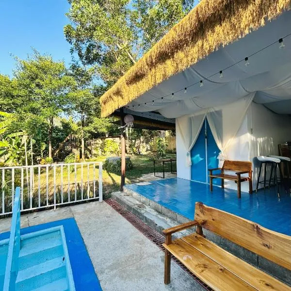 Barracuda Swim Club's Homestay - Fan Room with Pool, Hotel in Coron