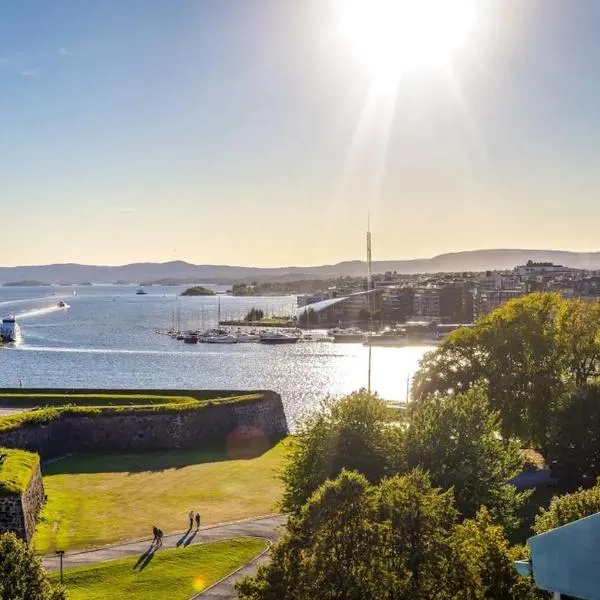 Oslo City Centre - Fortress & sea view, hotel i Oslo