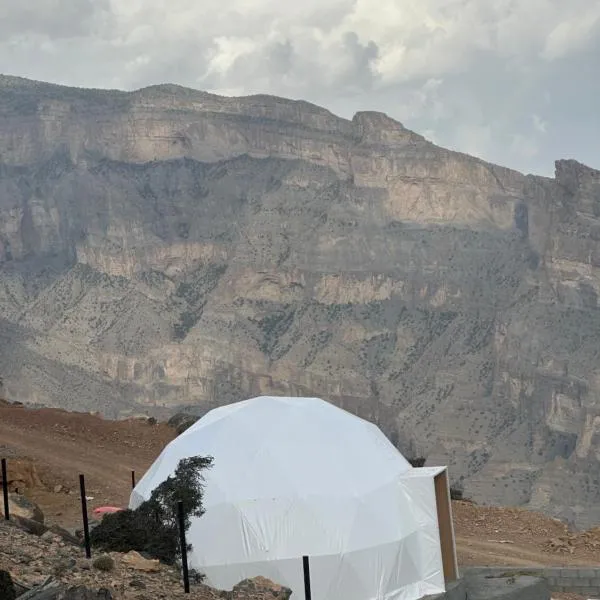 Grand canyon domes Jabal shams, hotel v destinaci Sa‘ab Banī Khamīs