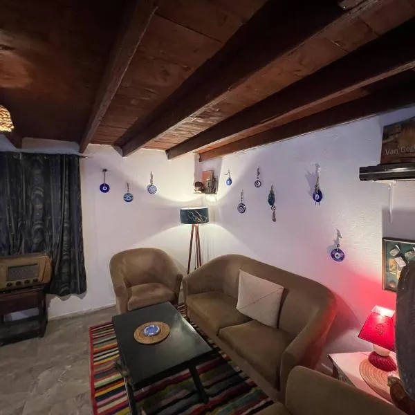 Studio L'Artiste - Free Breakfast - Résidence Oasis Tozeur，位于托泽尔的酒店