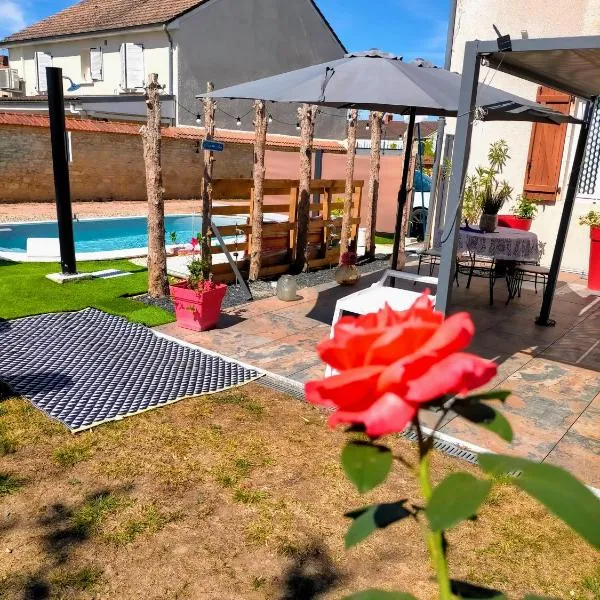 Jadis sous la gloriette, ξενοδοχείο σε Sancoins