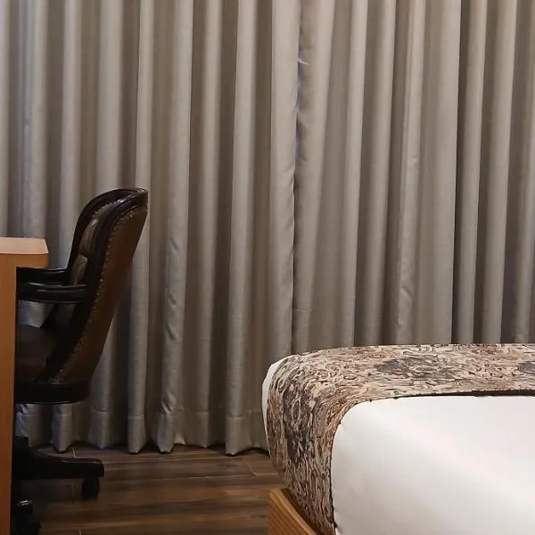 Shine Hospitality Premium, hotel in Mumbai