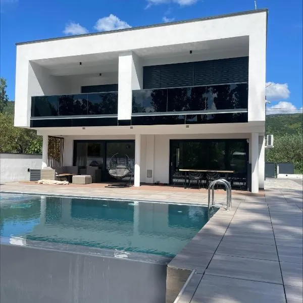 Villa Modern, hotel en Bihać