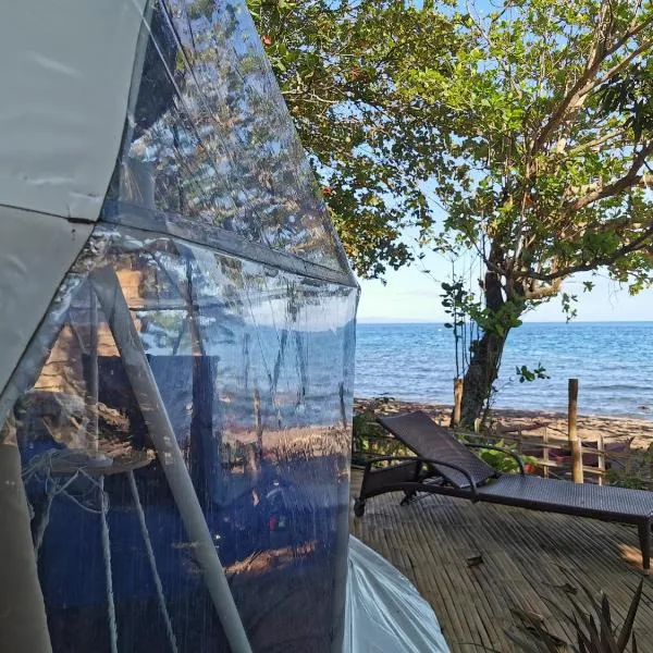 Beach Glamping Dome Dauin Modern Style, hotell sihtkohas Dauin