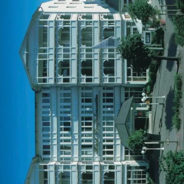Hotel Vier Jahreszeiten Binz、ビンツのホテル