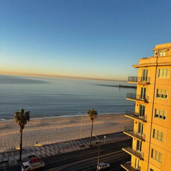 Frente al mar, hotel en Montevideo