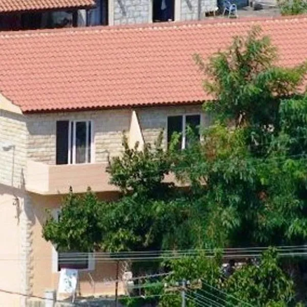 Apartment Sangaleti, hotel in Lastovo