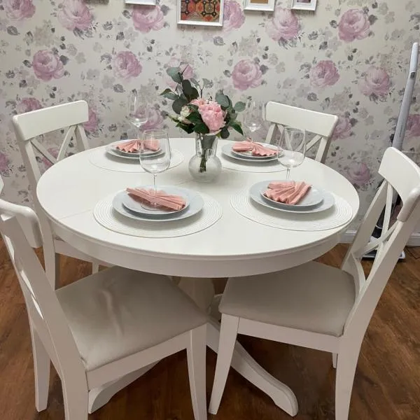 Dare Apartments, ξενοδοχείο στο Τζιούρτζιου