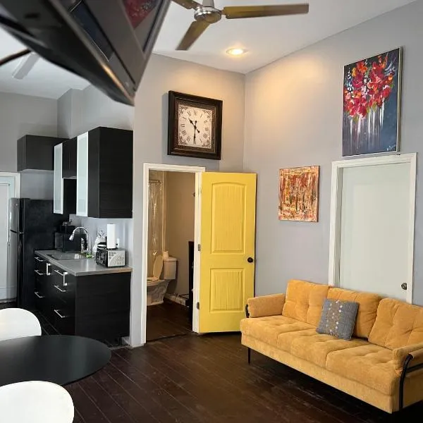 Modern Condo 3, hotel in New Orleans