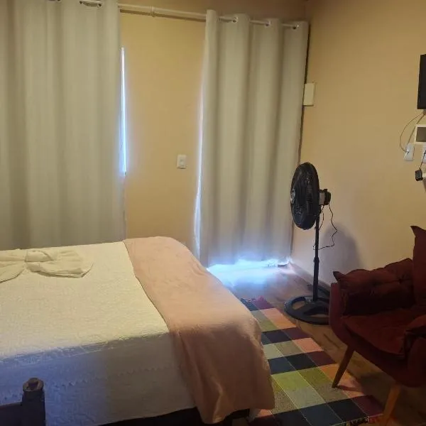 Casa de Luz - Lar na Serra - Suite - Duplo ou Triplo - N4, khách sạn ở Miguel Pereira
