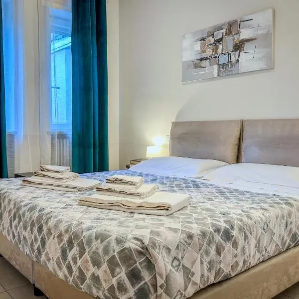 2 Suite Matrimoniali - 2 Bagni - Self Check-In, hotel v Turíně