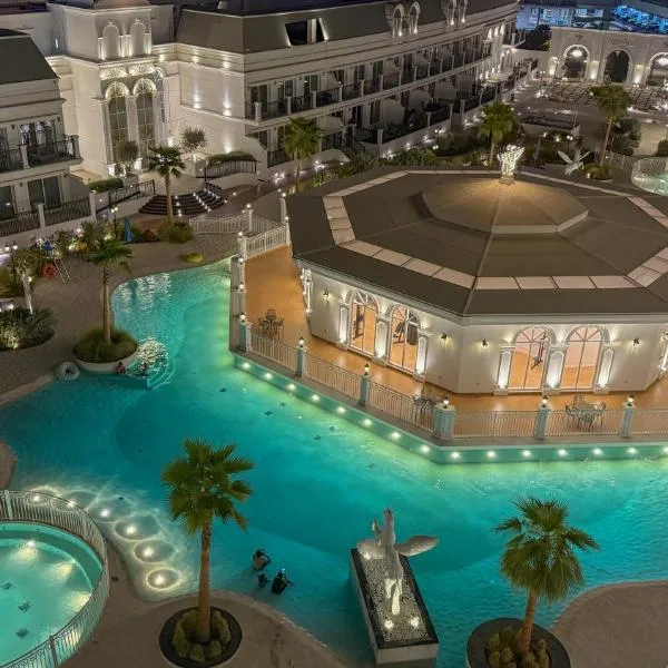 Dubai Luxury 1BR Apartment Lagoon View Near Miracle Garden Pool Spa by Green Sky Holiday Homes, hotel in Dubai