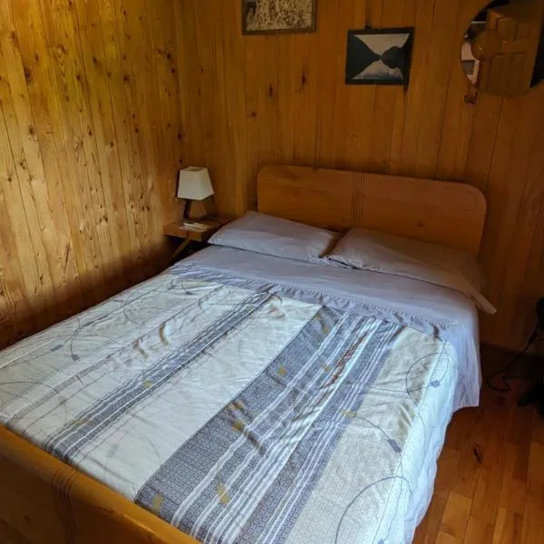 Grangette Entre Chiens et Loups, ξενοδοχείο σε LʼAnse-Saint-Jean