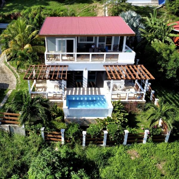 Roatan Infinity Pool and Ocean View Apartment, Jonesville