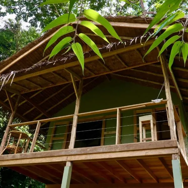 Baan Dee Dee, hotell sihtkohas Ko Phayam