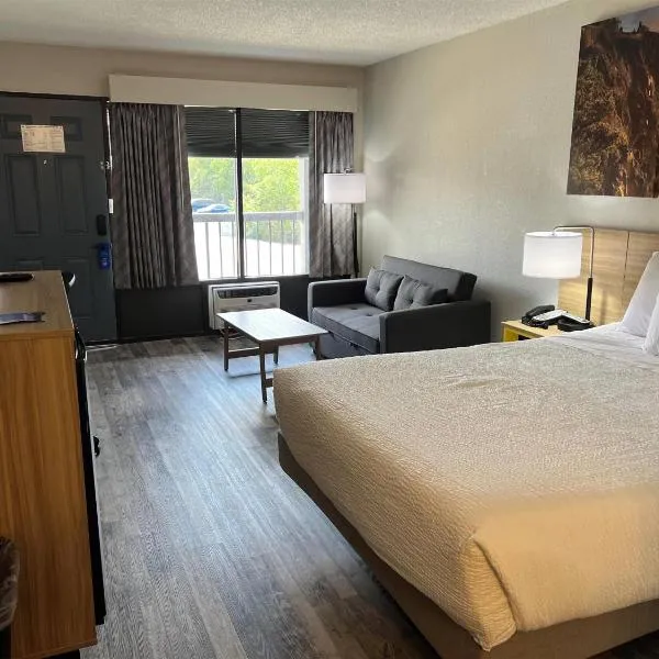 Days Inn by Wyndham Branson Ozarks, hotel in Branson