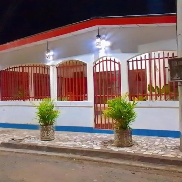 Pequeña Havana, khách sạn ở Managua