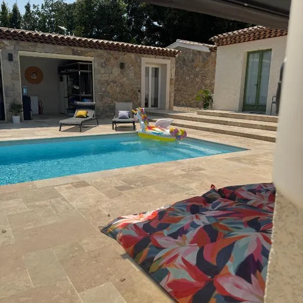 Studio Indépendant dans Villa, hotel in Roquebrune-sur-Argens