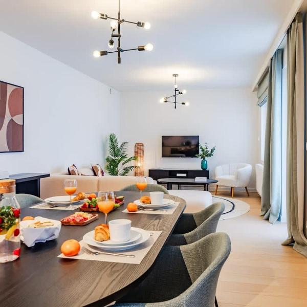 2BR Apt Near NATO & EU