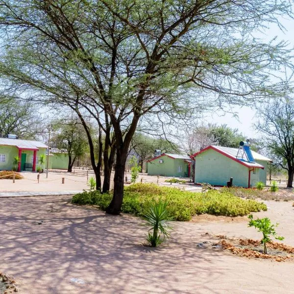 Abenab Lodge & Tours cc, hotel in Grootfontein