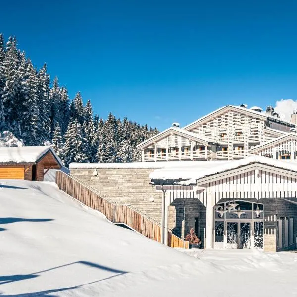 Ecrin Blanc Resort Courchevel - Aquapark โรงแรมในคูร์เชอแวล