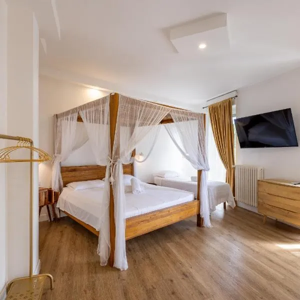 Domino Hotel: Torino'da bir otel