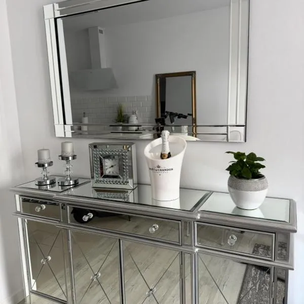 LUX Apartament, hotel in Suwałki