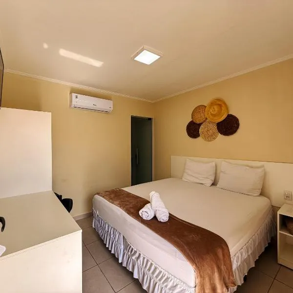 Village Comfort Hotel, hotel a Canindé de São Francisco