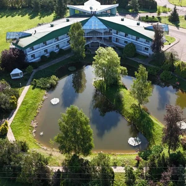 Viesnīca Garden, hotel in Tīnūži