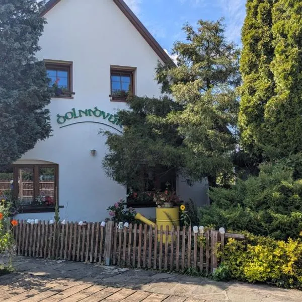 Hostinec a penzion Dolní Dvůr, hotel in Veřovice