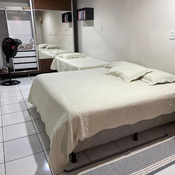 Kitnet com quarto amplo e cozinha Santarém- Pará，位于圣塔伦的酒店
